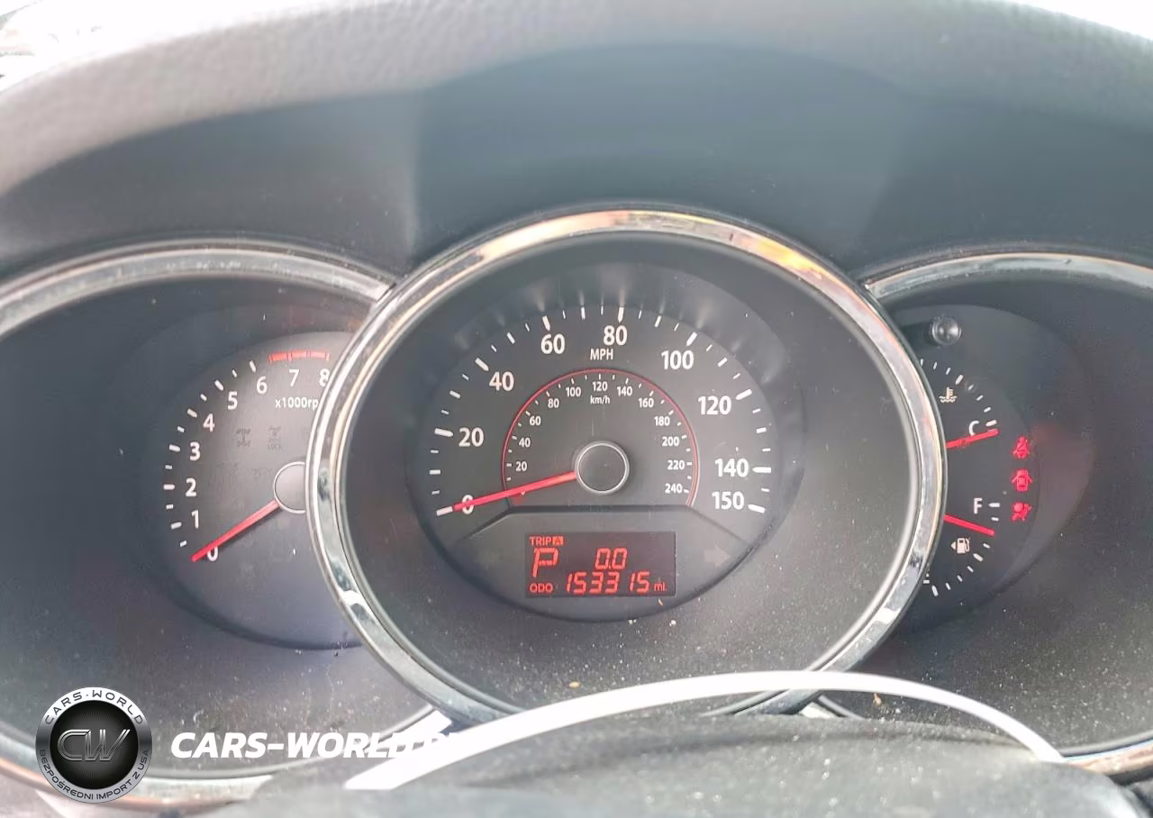 2011 Kia Sorento Lx VIN:5XYKT3A10BG106597 - 9