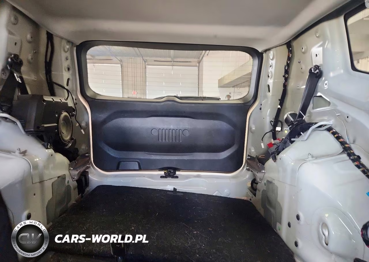 2016 Jeep Renegade Latitude VIN:ZACCJBBW7GPC56308 - 10