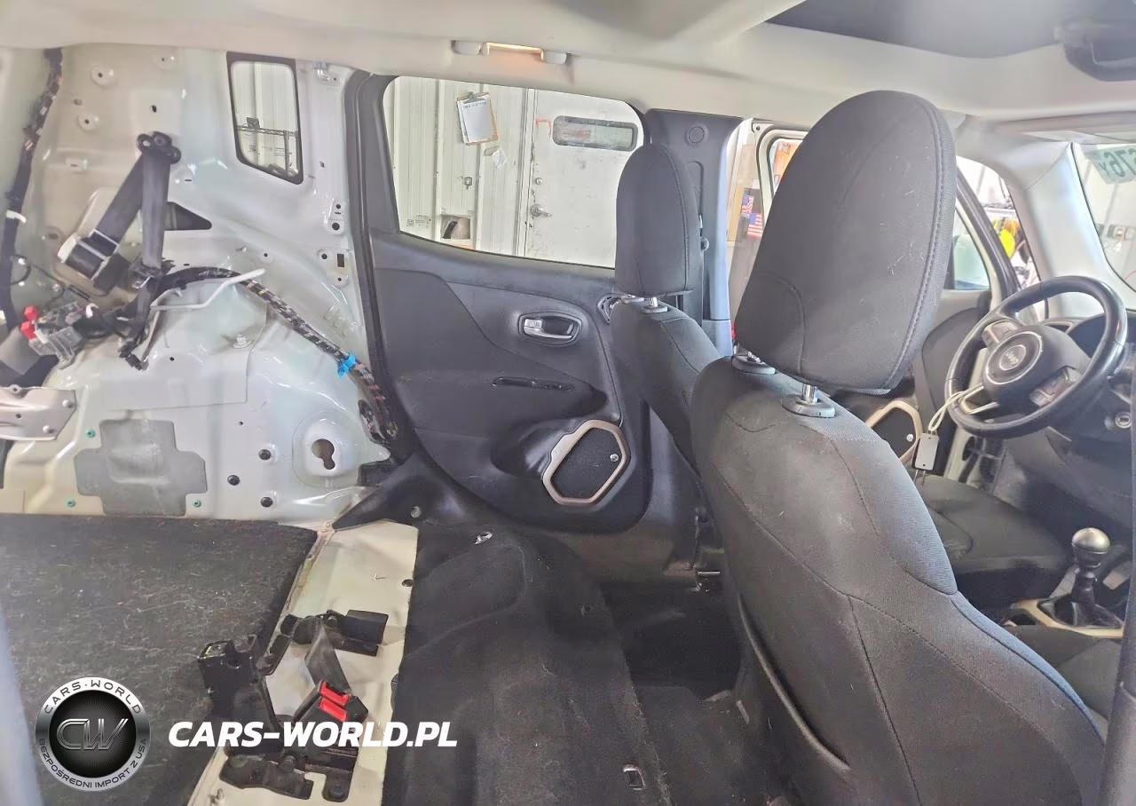 2016 Jeep Renegade Latitude VIN:ZACCJBBW7GPC56308 - 11