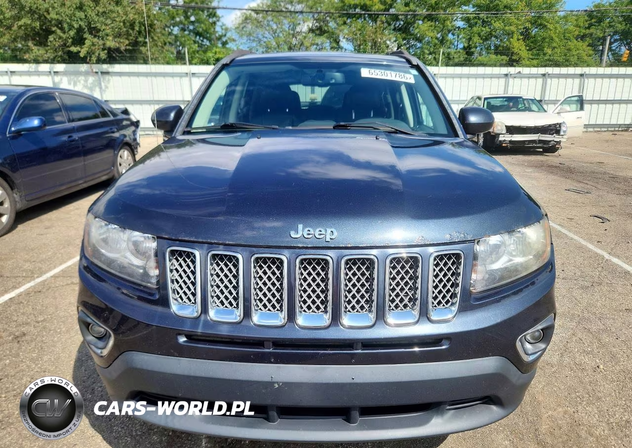2014 Jeep Compass Latitude VIN:1C4NJCEA0ED889159 - 5