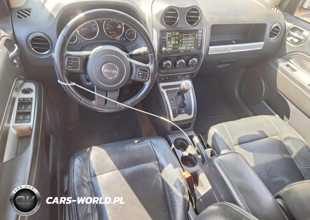 2014 Jeep Compass Latitude VIN:1C4NJCEA0ED889159 - 8