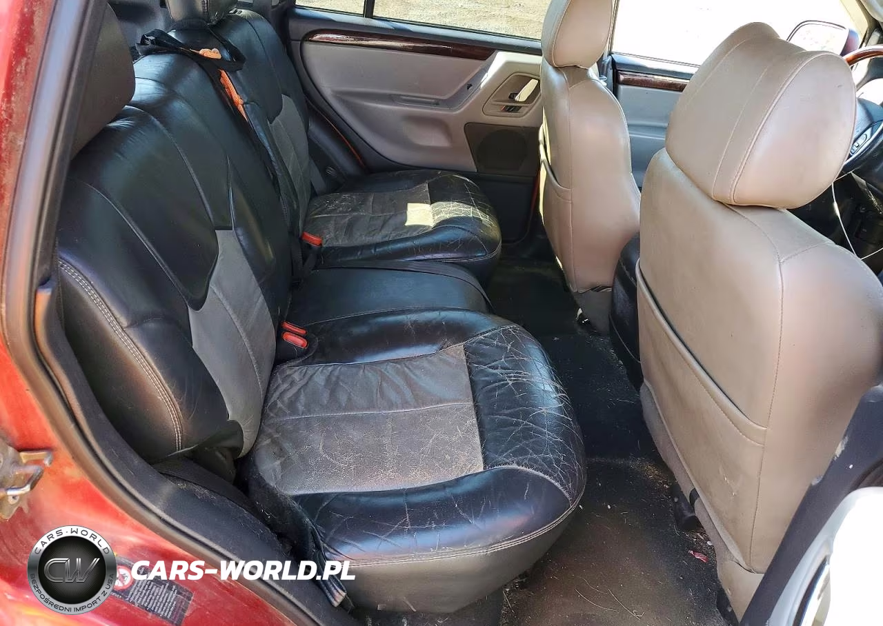 2004 Jeep Grand Cherokee Overland VIN:1J8GW68J84C317048 - 11