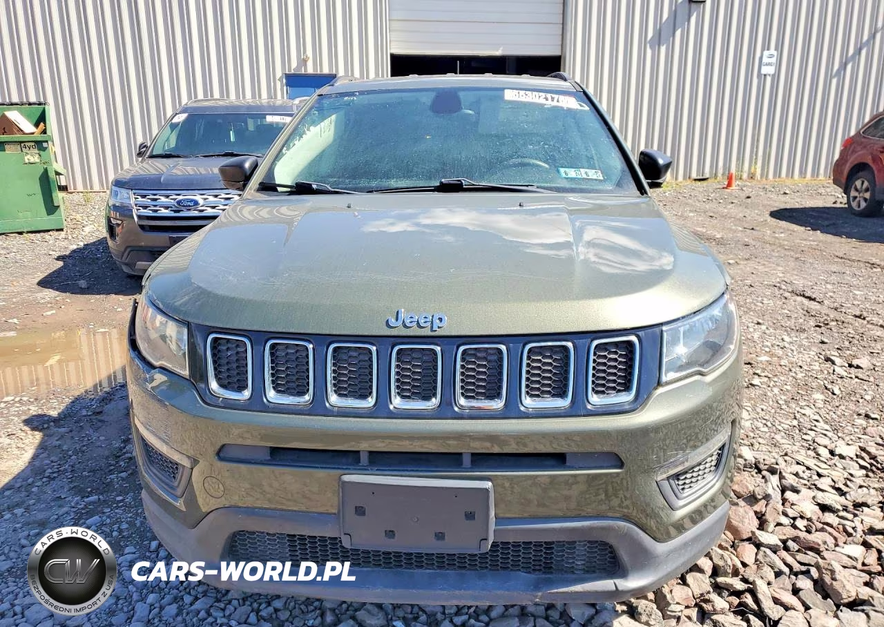 2018 Jeep Compass Sport VIN:3C4NJDABXJT314964 - 5