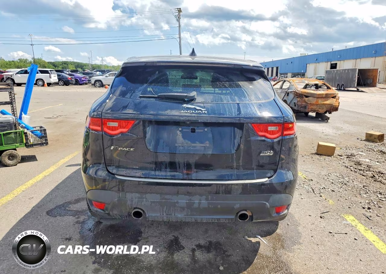 2018 Jaguar F-Pace Premium VIN:SADCJ2GX7JA235343 - 6