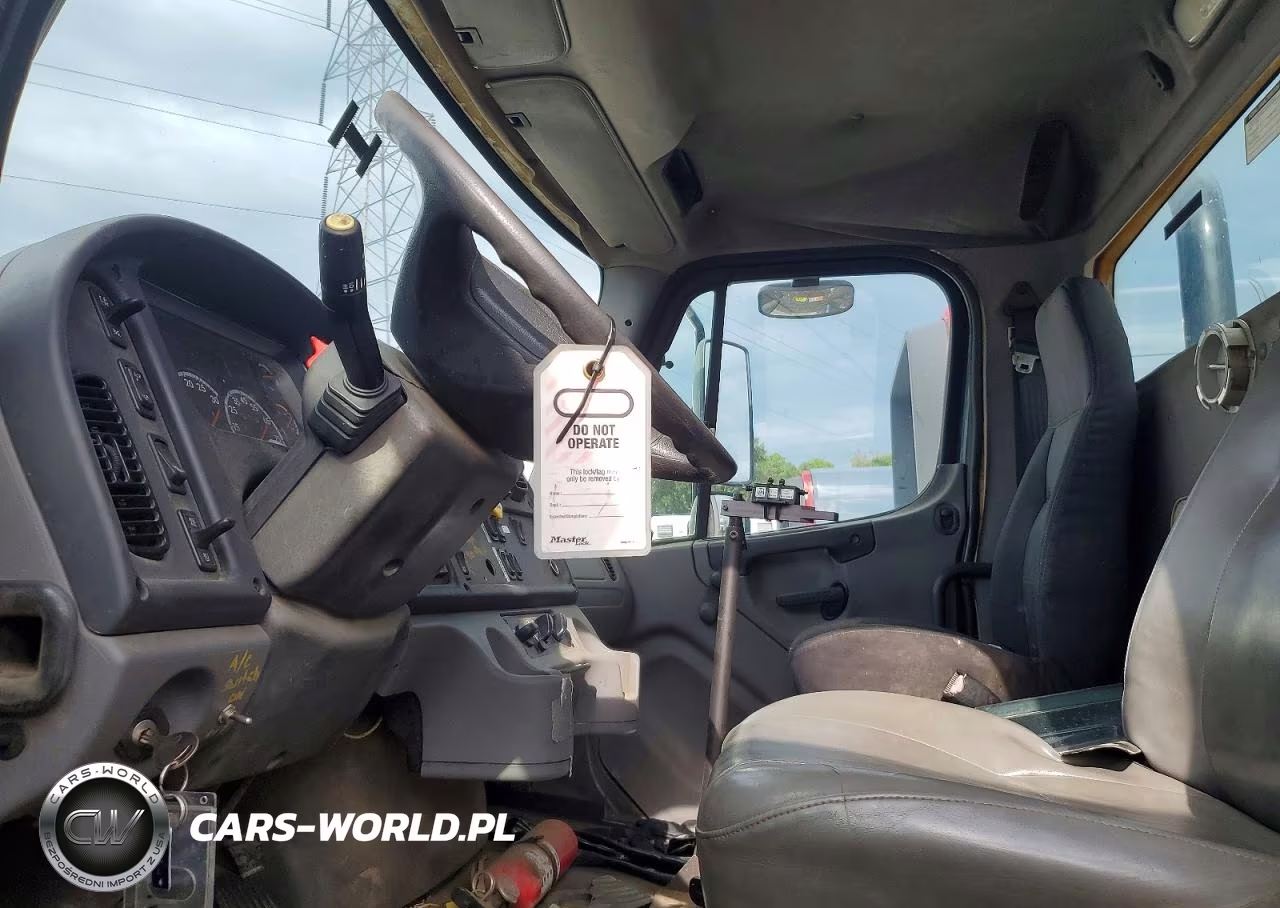 2007 Freightliner Business Class M2 Septic Truck VIN:1FVACXCS57HX22629 - 7
