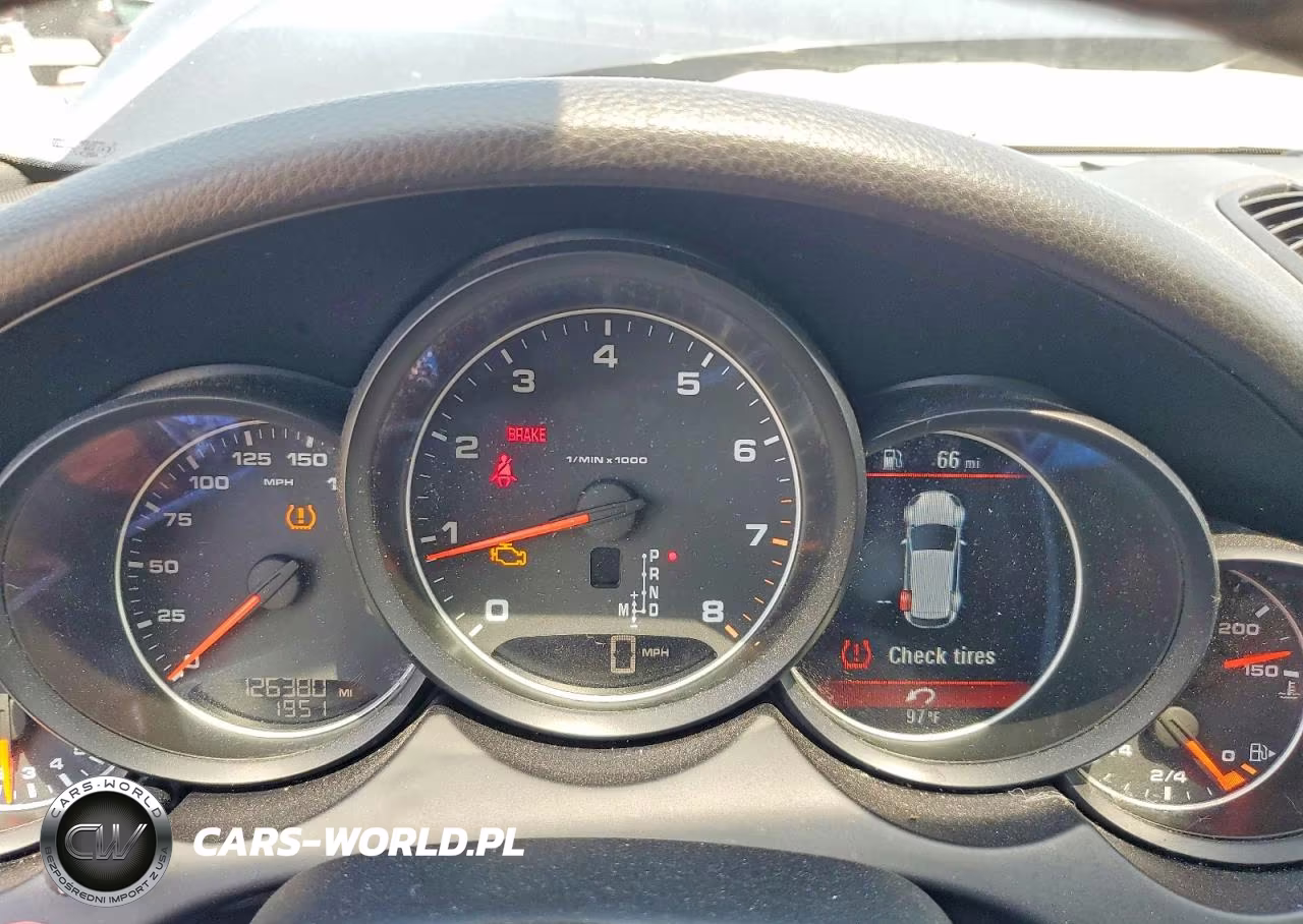 2016 Porsche Cayenne VIN:WP1AA2A27GKA13371 - 9