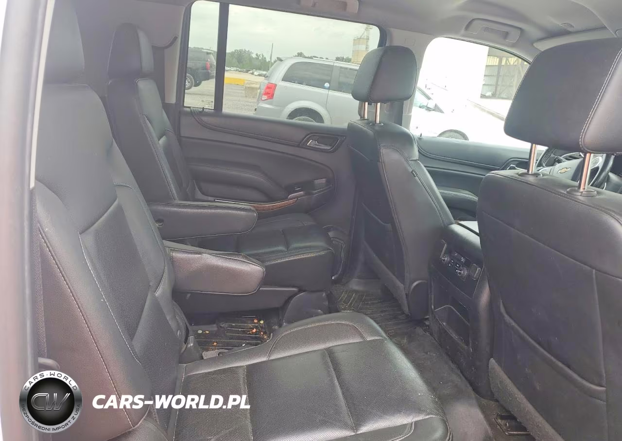 2018 Chevrolet Suburban K1500 Premier VIN:1GNSKJKC2JR191263 - 11