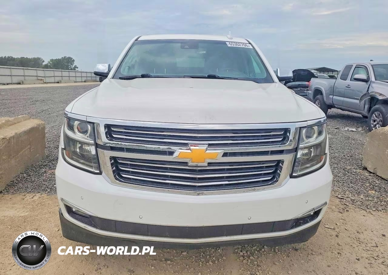2018 Chevrolet Suburban K1500 Premier VIN:1GNSKJKC2JR191263 - 5