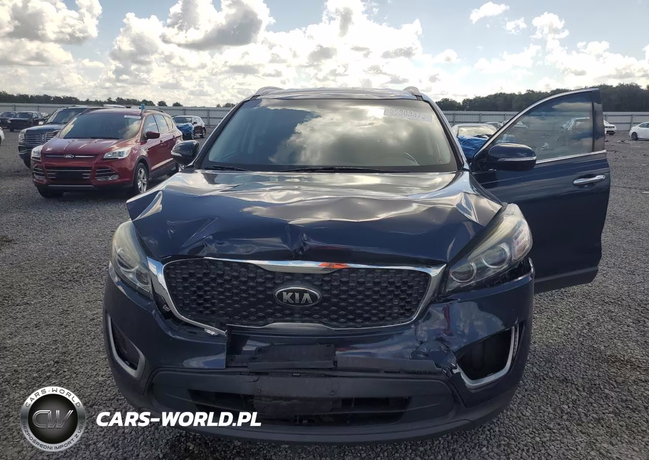 2018 Kia Sorento Lx VIN:5XYPG4A31JG391116 - 5