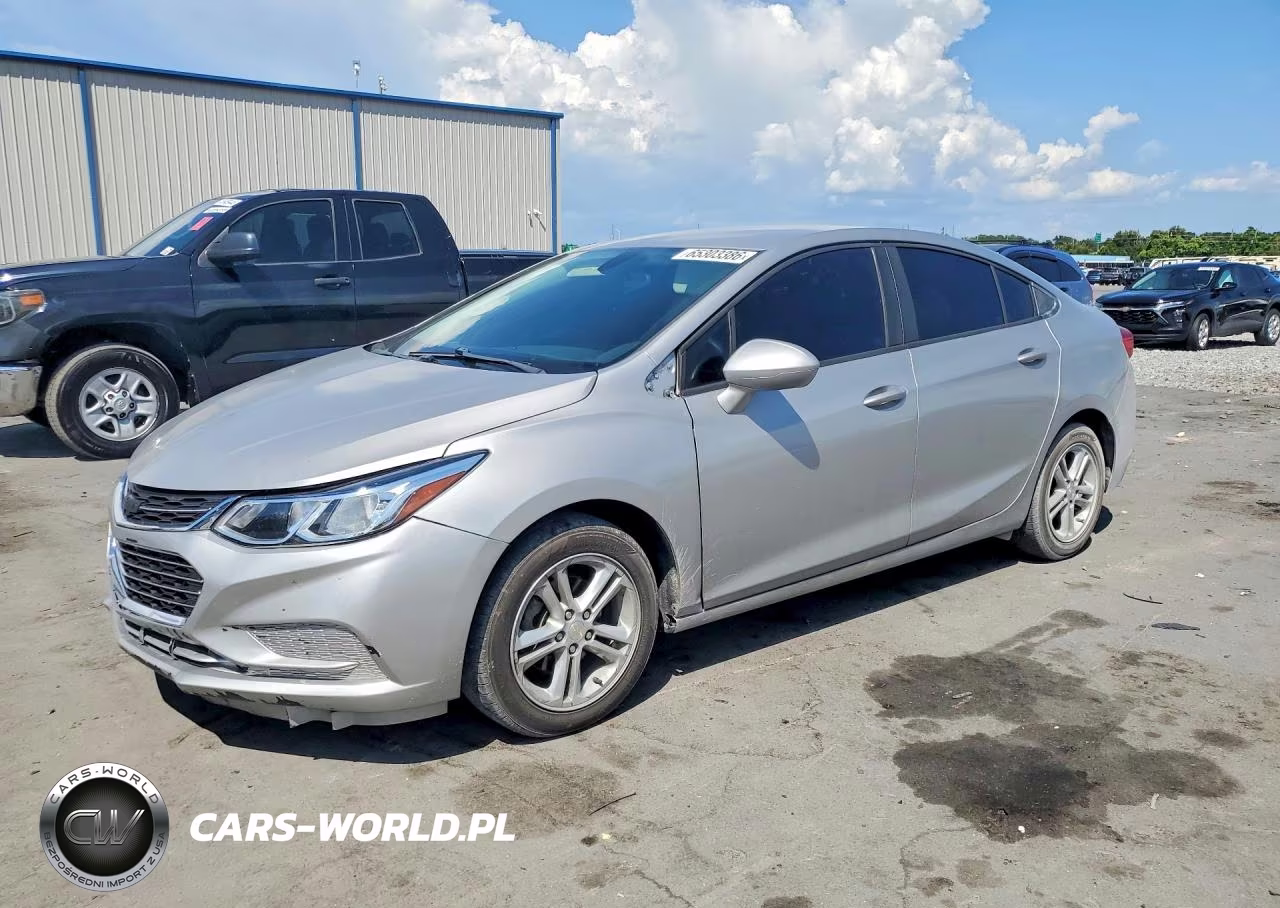 2017 Chevrolet Cruze Ls – zdjęcie 1 z 12