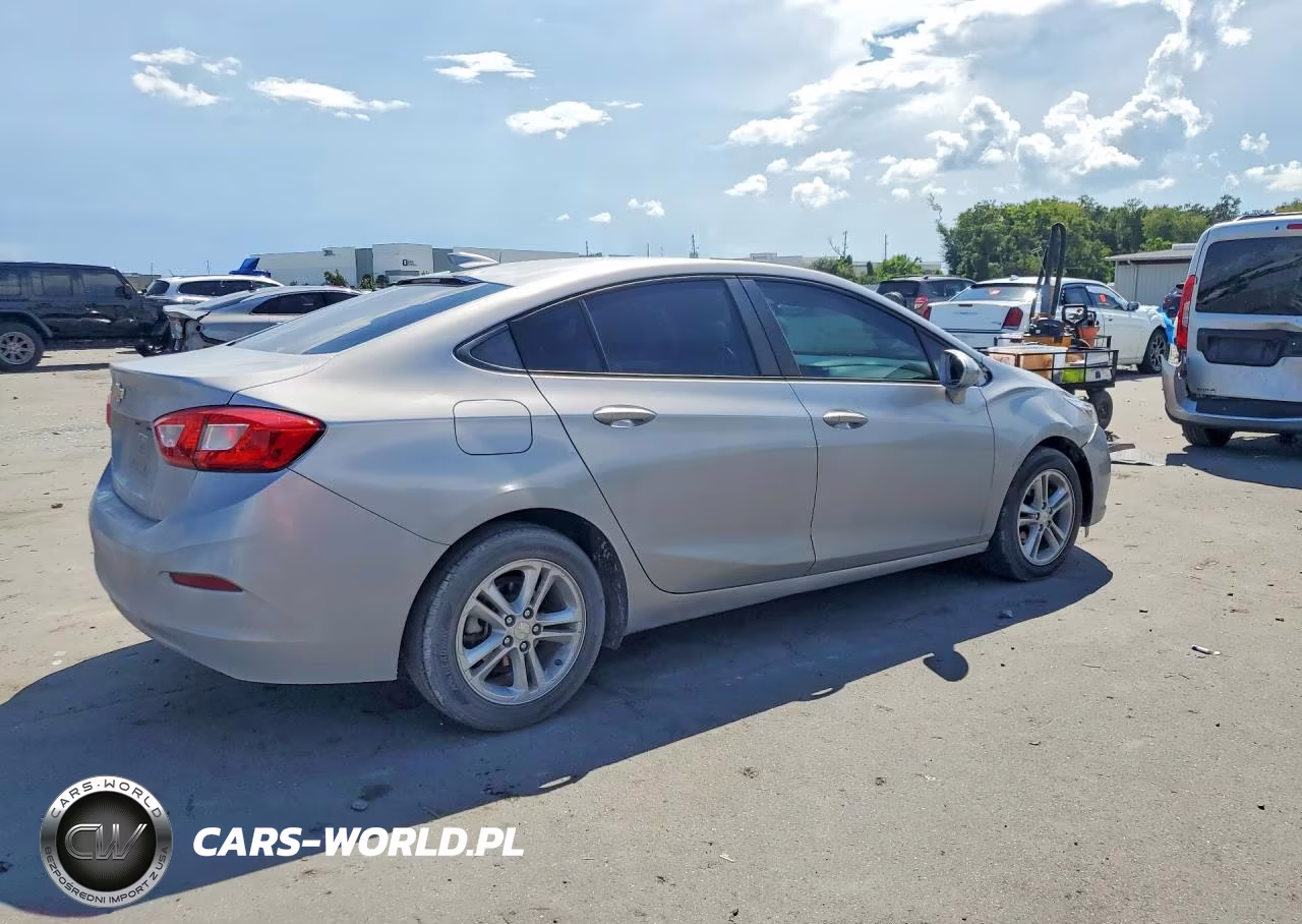2017 Chevrolet Cruze Ls VIN:1G1BC5SM1H7281184 - 3