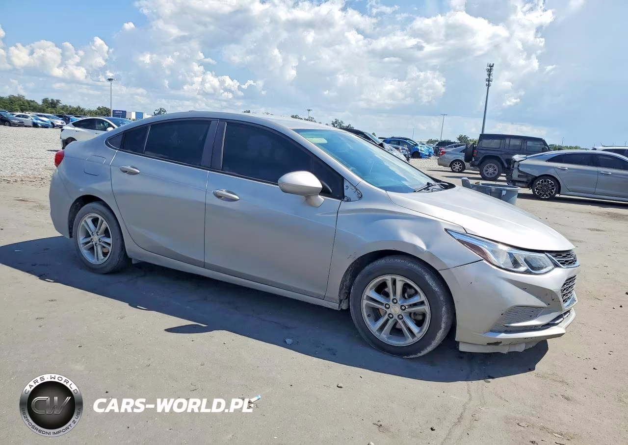 2017 Chevrolet Cruze Ls VIN:1G1BC5SM1H7281184 - 4