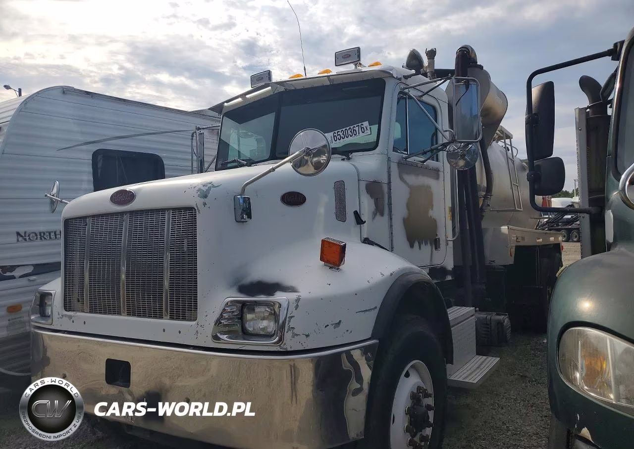 2002 Peterbilt 330 VIN:2NPNLD9X72M580835 - 1