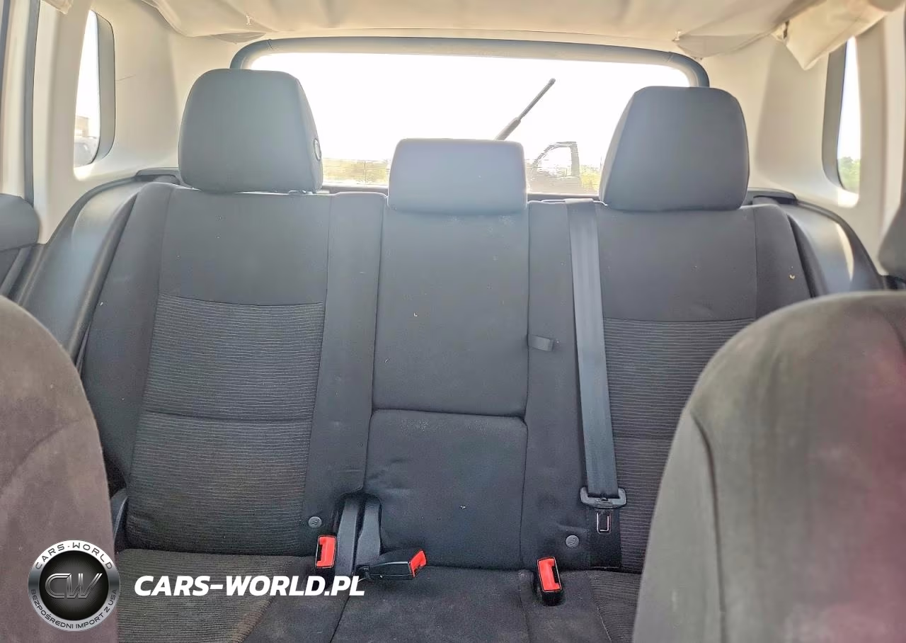 2015 Volkswagen Tiguan S VIN:WVGAV7AX1FW614549 - 10