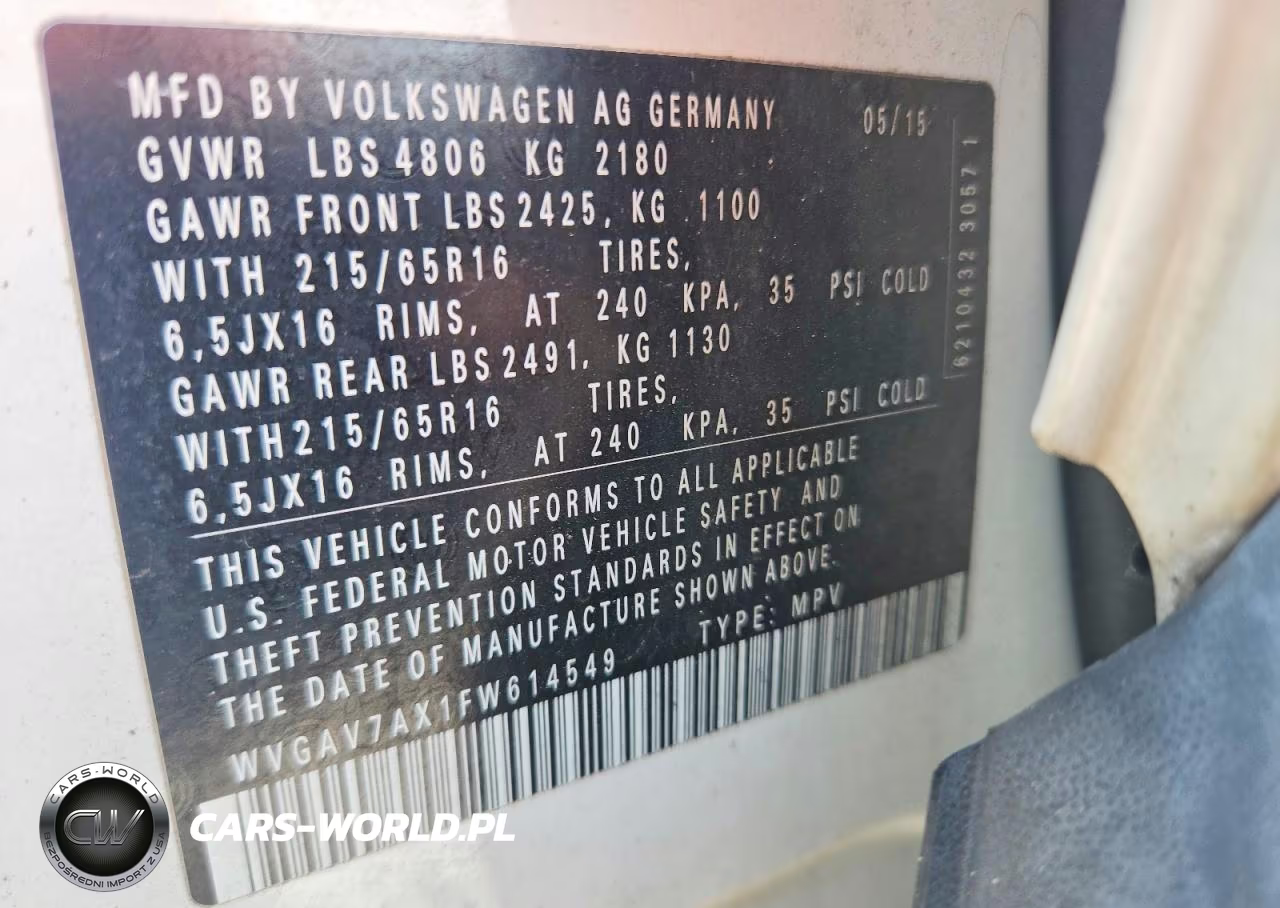 2015 Volkswagen Tiguan S VIN:WVGAV7AX1FW614549 - 14