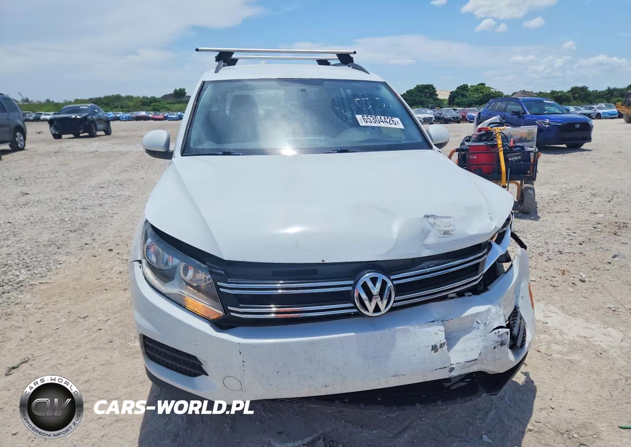 2015 Volkswagen Tiguan S VIN:WVGAV7AX1FW614549 - 5