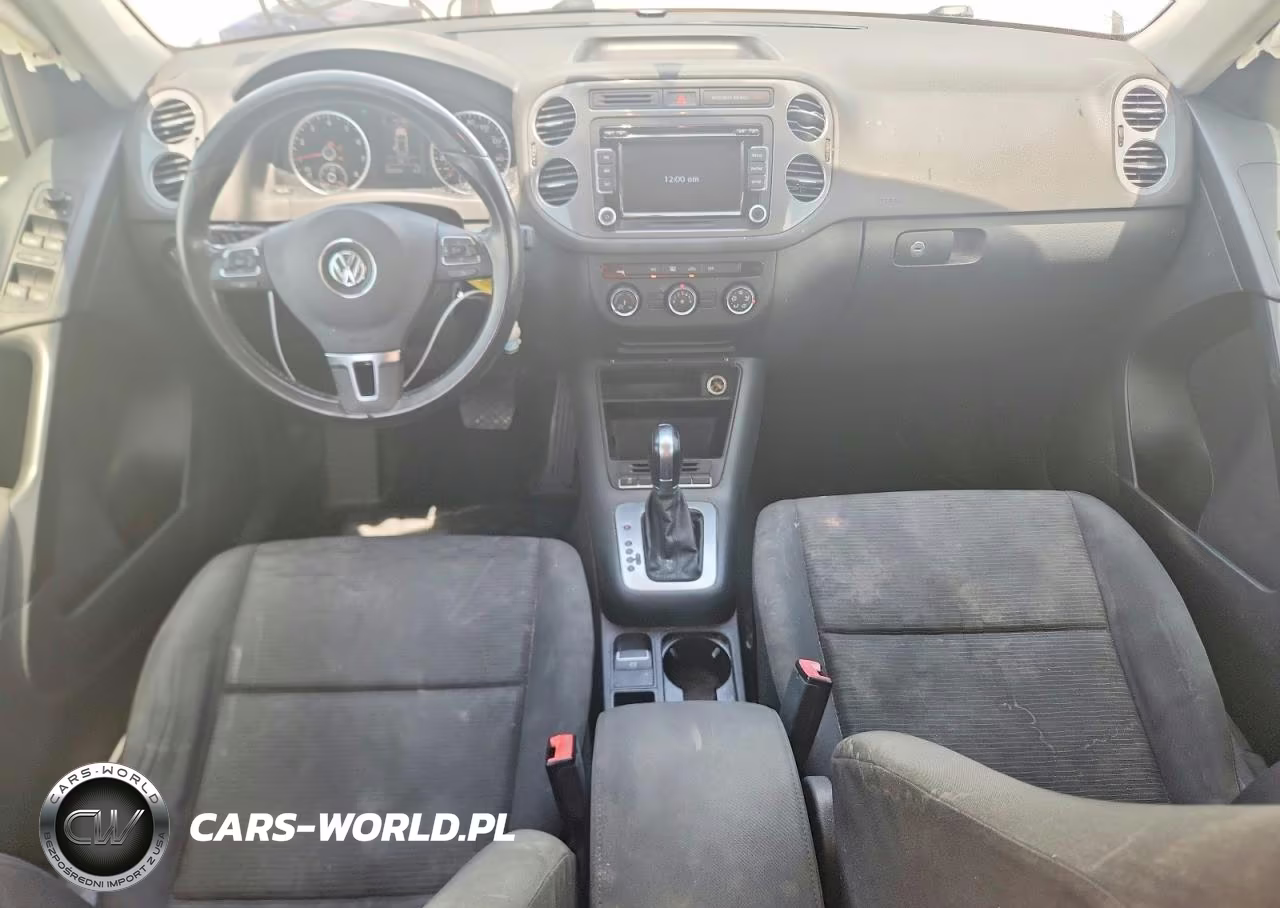 2015 Volkswagen Tiguan S VIN:WVGAV7AX1FW614549 - 8
