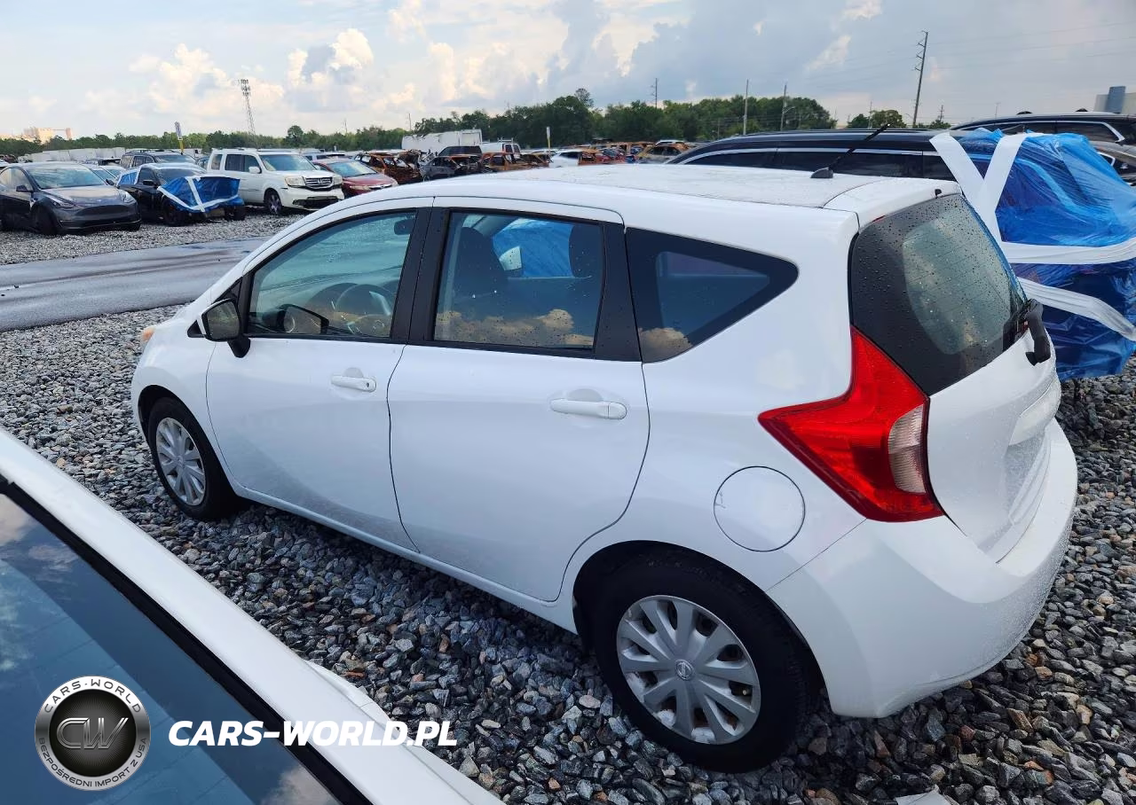 2015 Nissan Versa Note S Plus VIN:3N1CE2CPXFL398822 - 2
