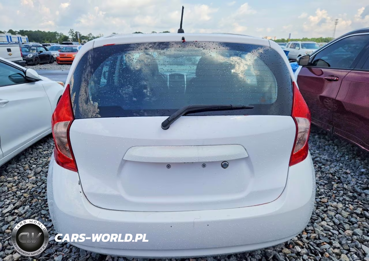 2015 Nissan Versa Note S Plus VIN:3N1CE2CPXFL398822 - 6