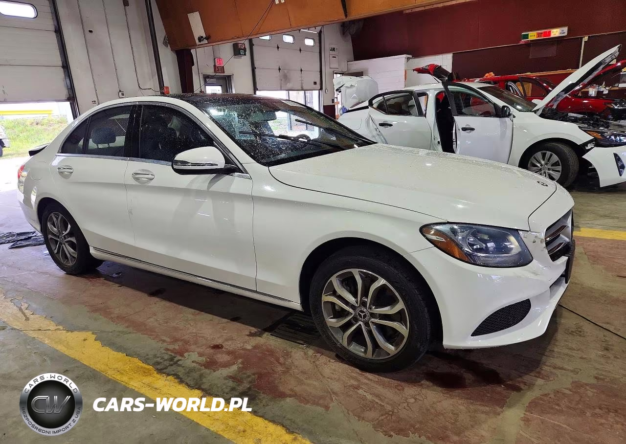 2017 Mercedes-Benz C 300 4Matic VIN:55SWF4KB3HU222462 - 4