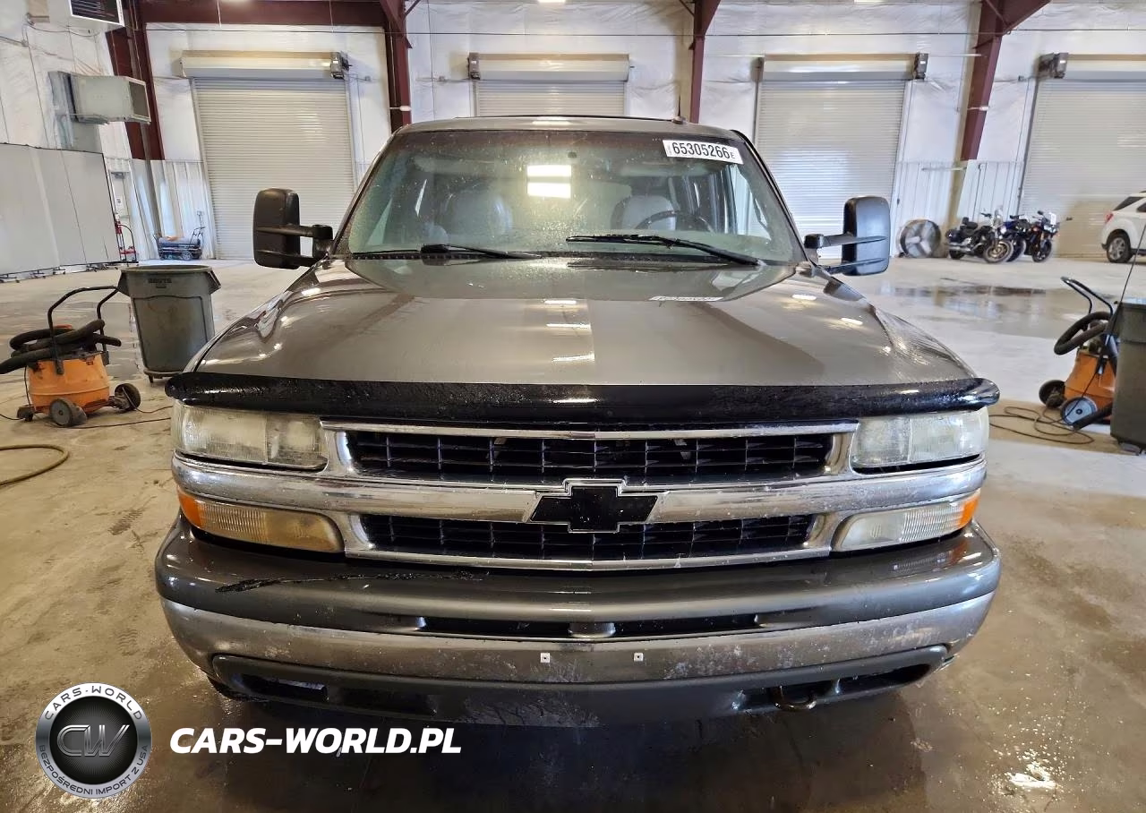 2002 Chevrolet Tahoe K1500 VIN:1GNEK13ZX2R277650 - 5