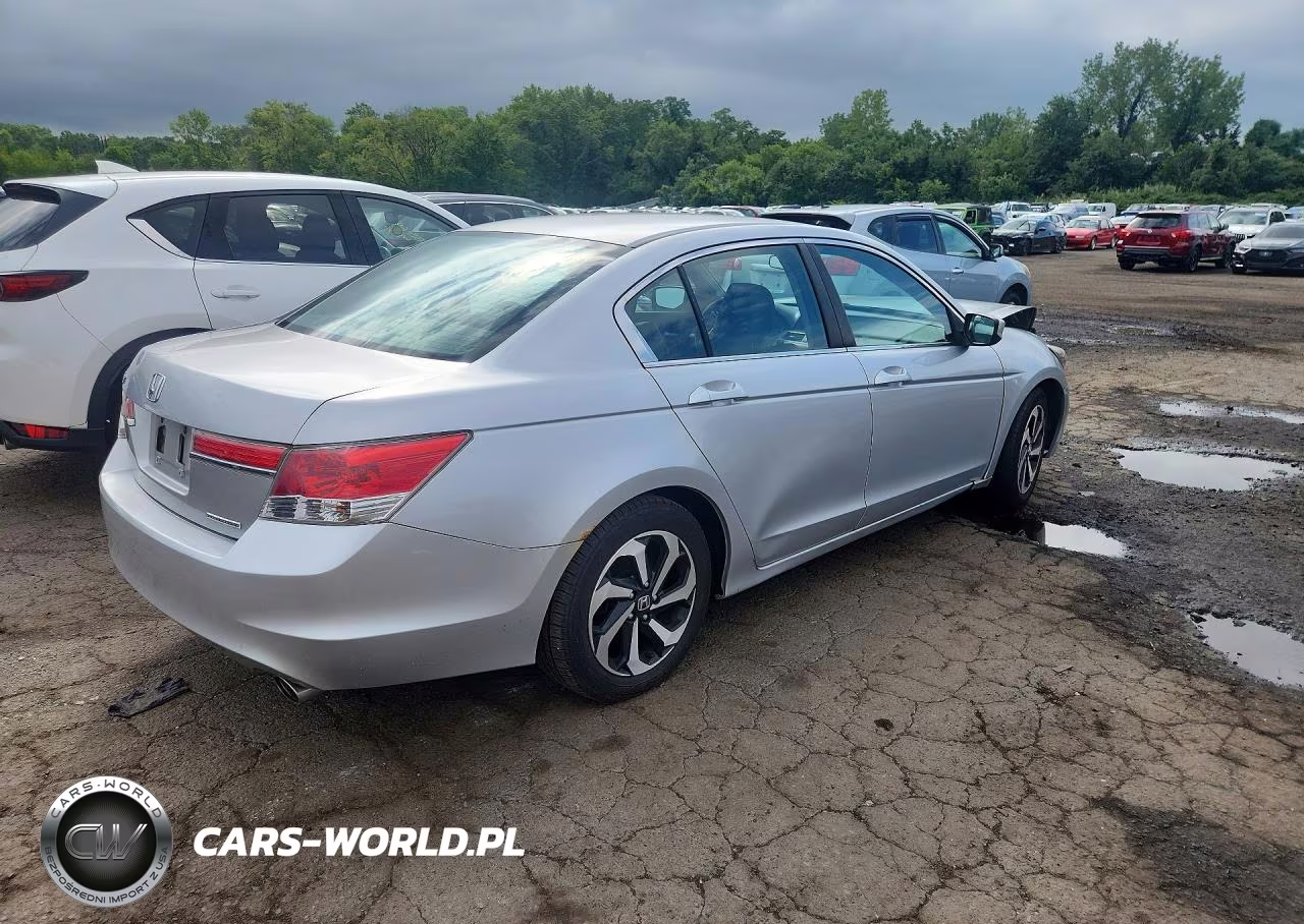 2011 Honda Accord Se VIN:1HGCP2F69BA144211 - 3