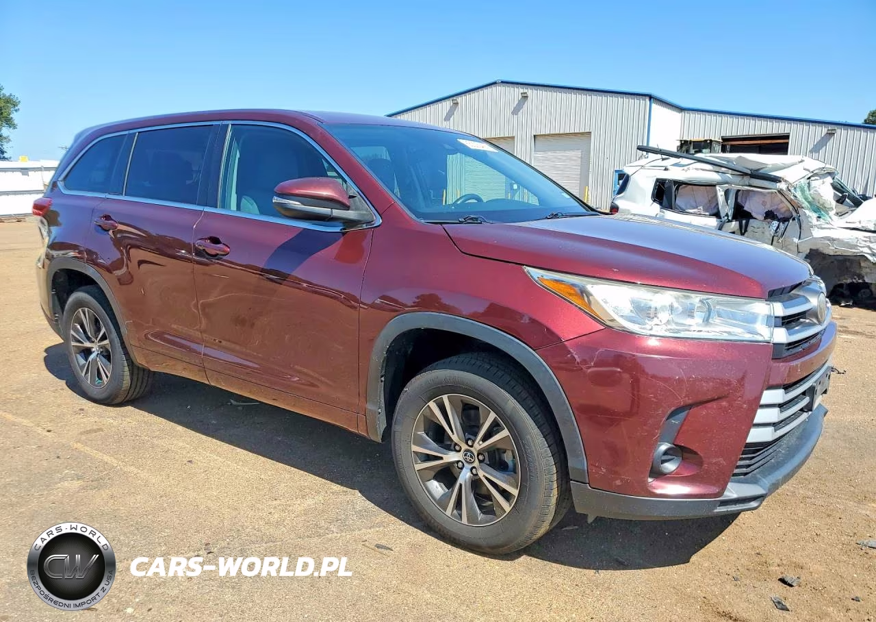 2017 Toyota Highlander Le VIN:5TDZZRFH7HS222896 - 4