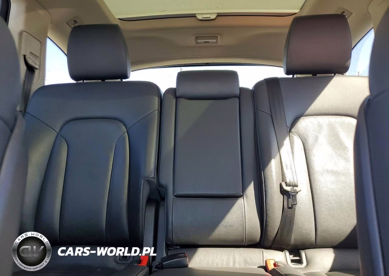 2014 Audi Q7 Premium Plus VIN:WA1LGAFE7ED013582 - 10