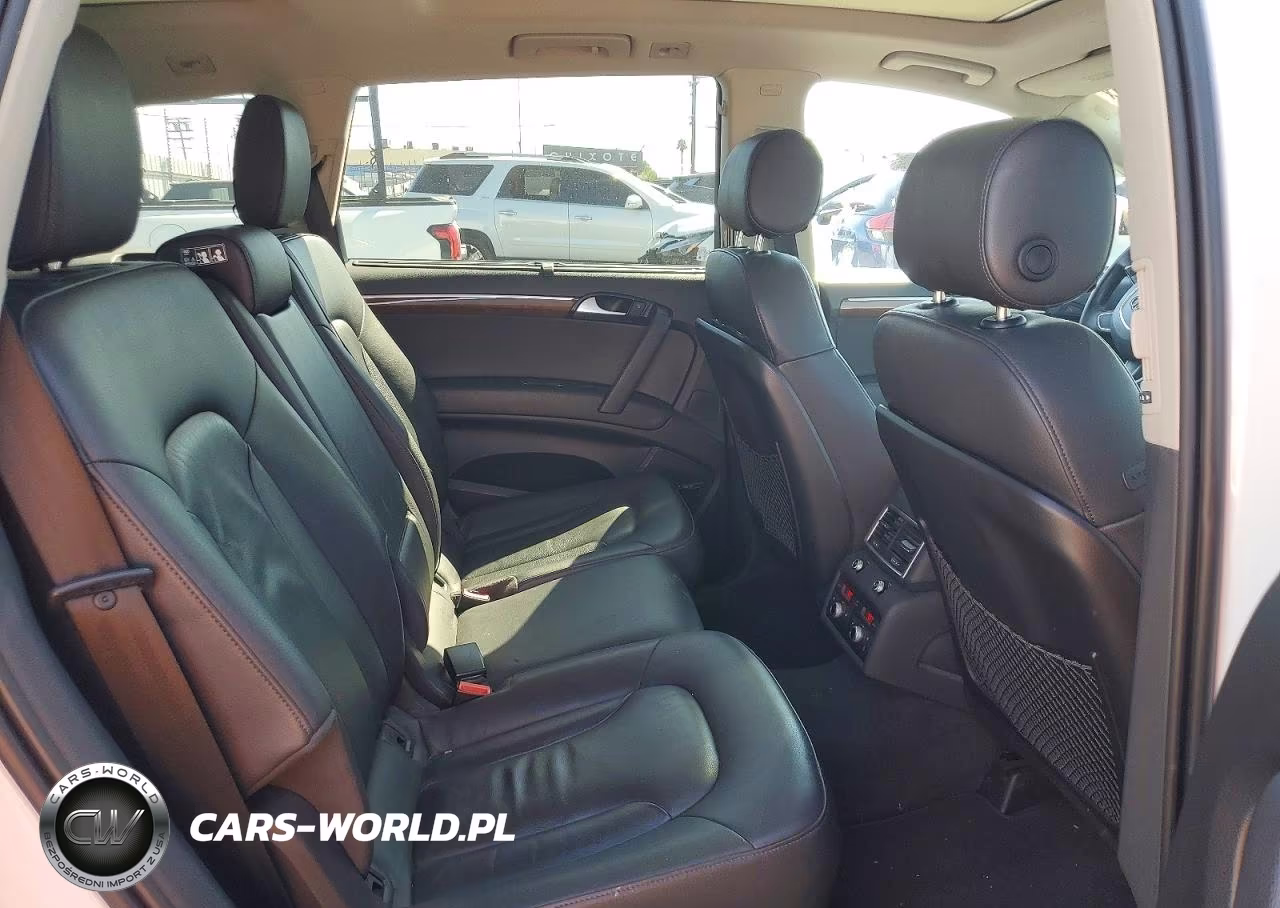 2014 Audi Q7 Premium Plus VIN:WA1LGAFE7ED013582 - 11