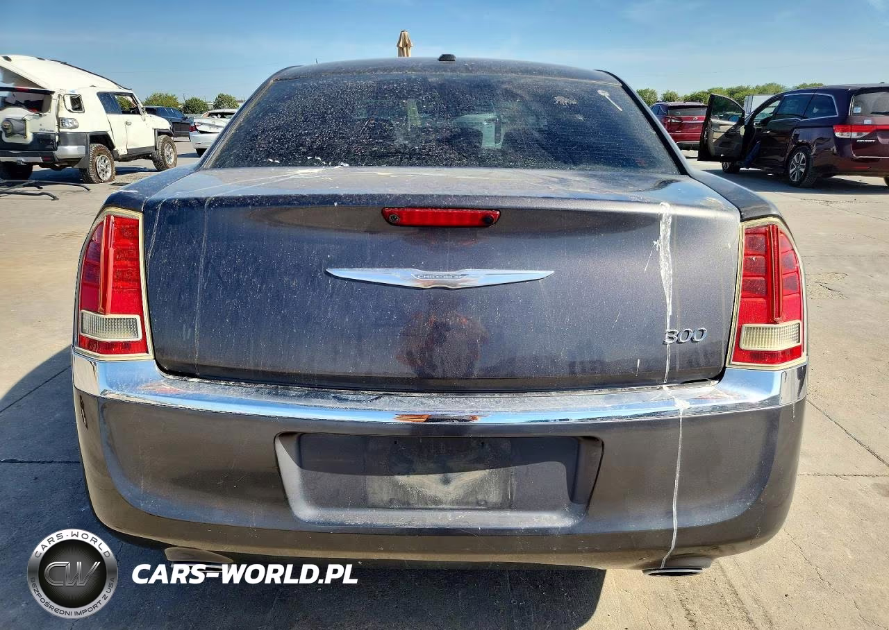 2013 Chrysler 300 VIN:2C3CCAAG9DH600429 - 6