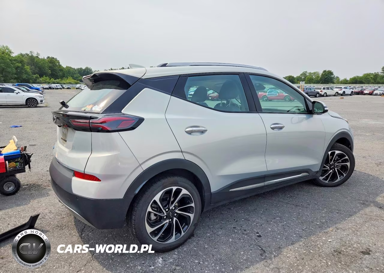 2023 Chevrolet Bolt Euv Premier VIN:1G1FZ6S07P4150408 - 3