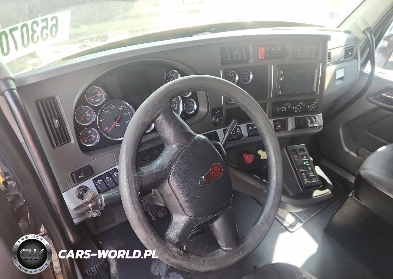 2014 Kenworth Construction T680 VIN:1XKYAP8X9EJ404897 - 8
