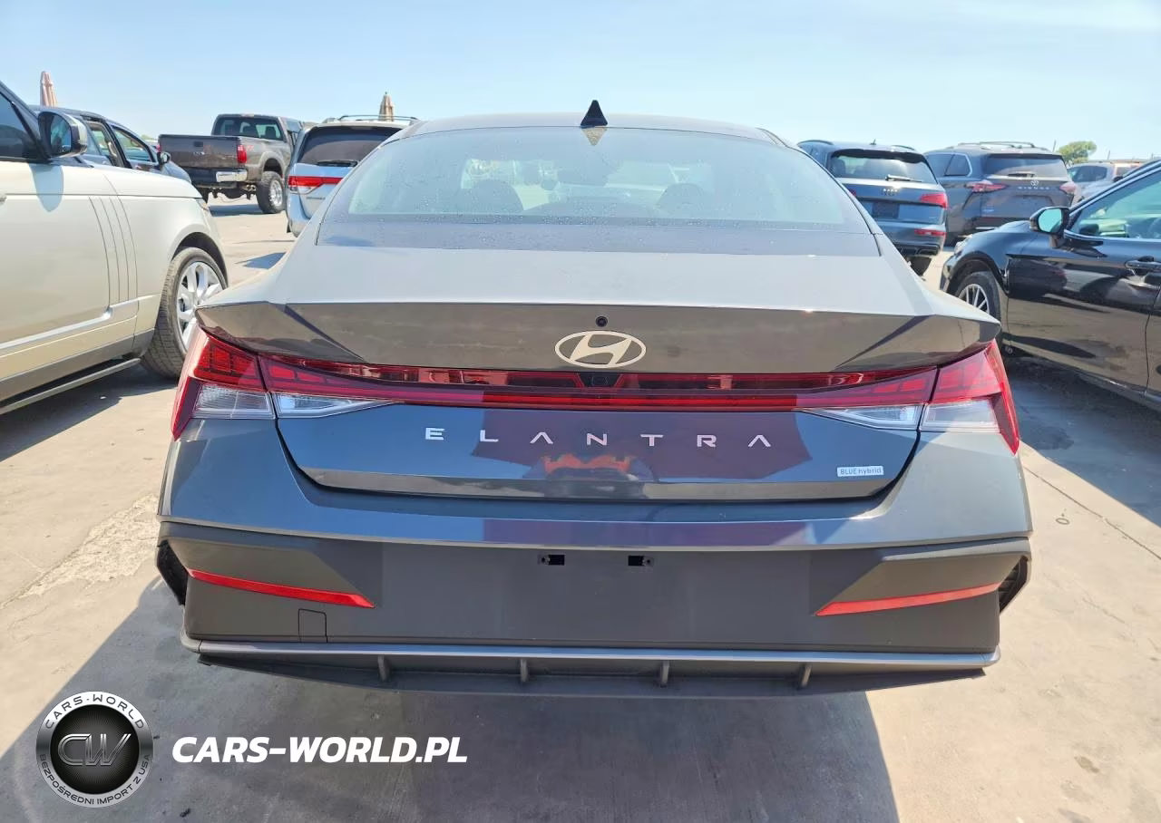 2026 Hyundai Elantra Hybrid Blue VIN:KMHLM4DJ3TU196813 - 6