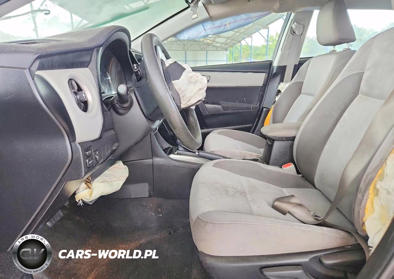 2019 Toyota Corolla Le VIN:5YFBURHE1KP905454 - 7