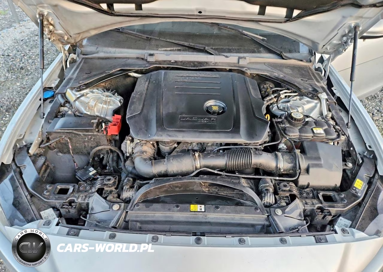 2018 Jaguar Xe Premium VIN:SAJAJ4FN2JCP24253 - 11
