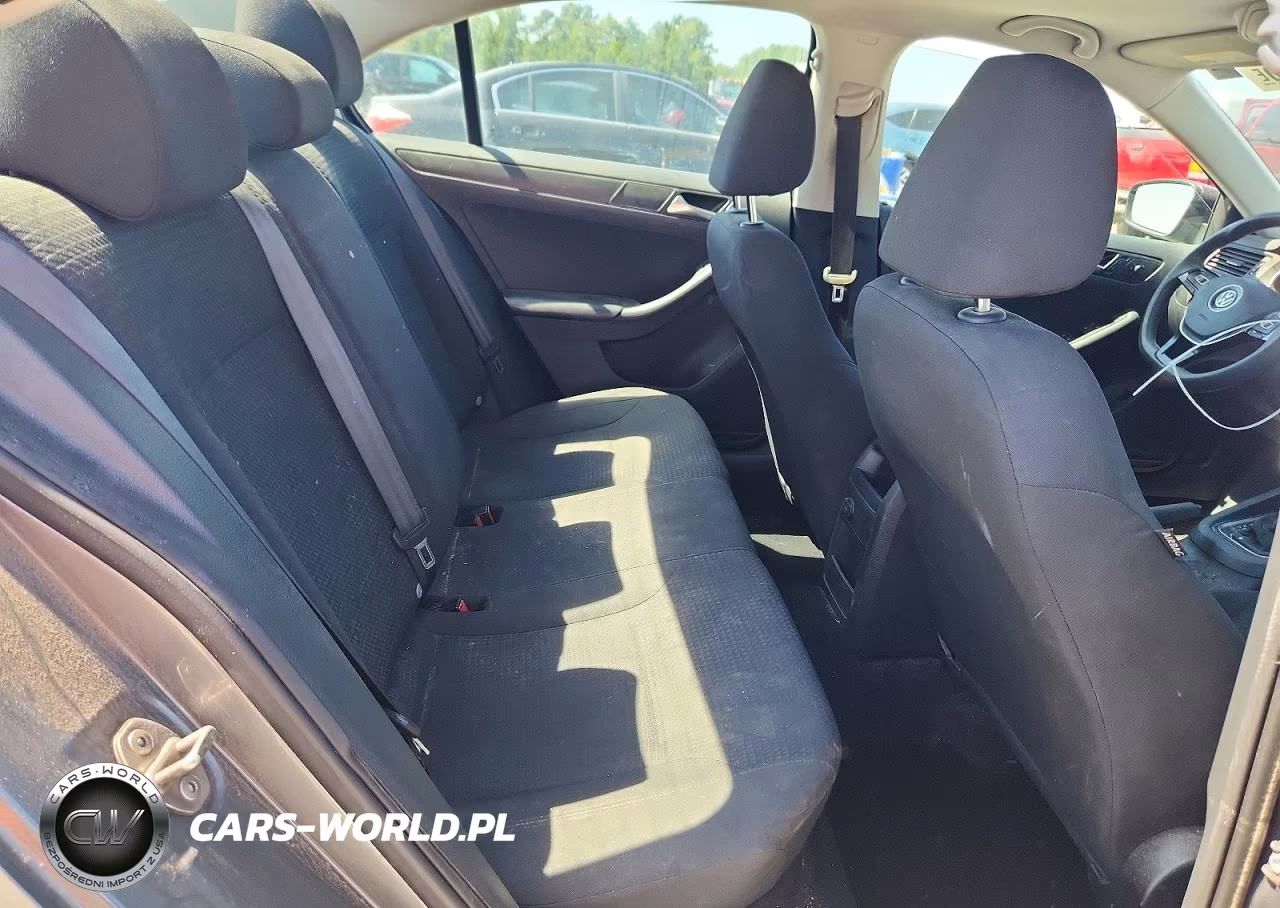 2016 Volkswagen Jetta S VIN:3VW267AJXGM355060 - 10