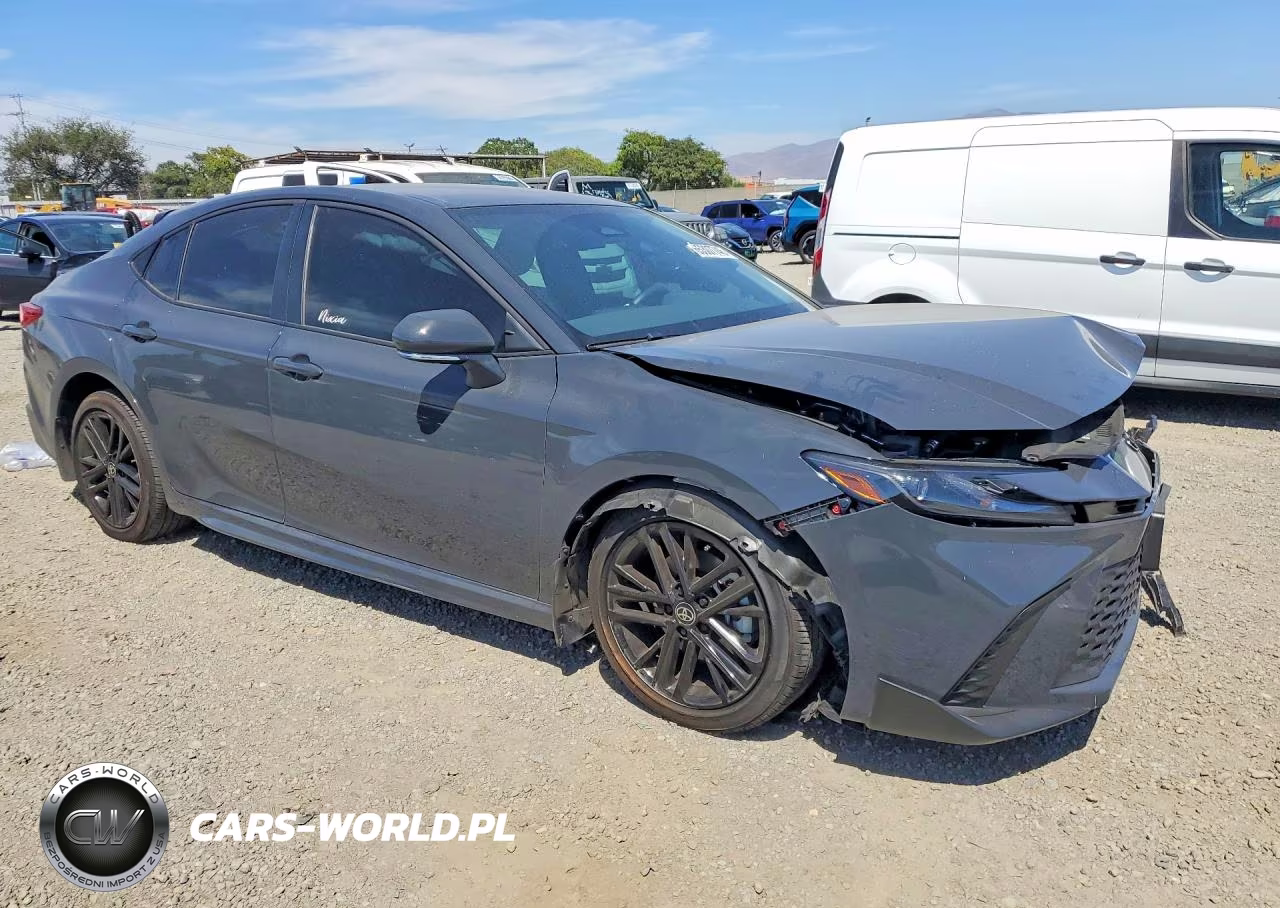 2026 Toyota Camry Se VIN:4T1DAACKXTU210681 - 4