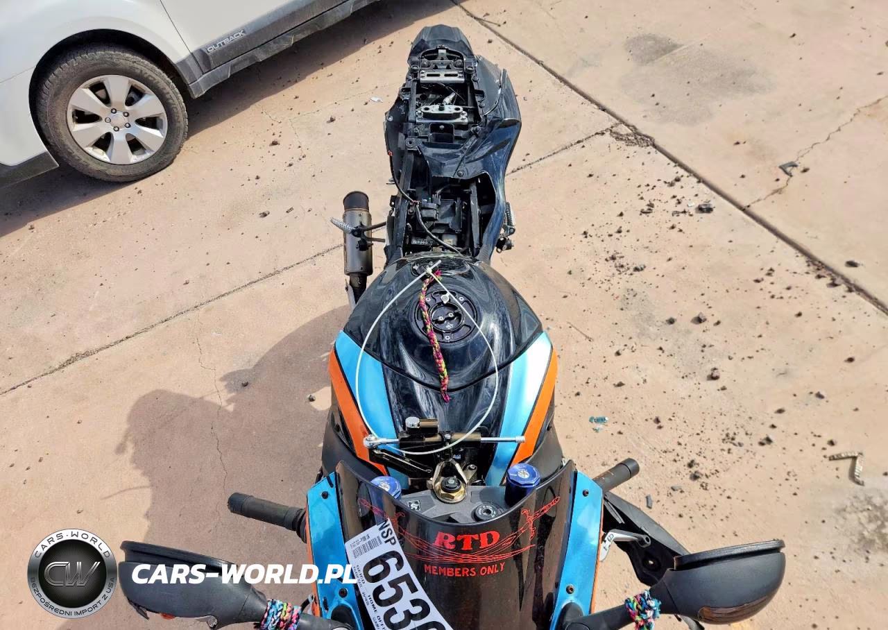 2016 Suzuki Gsx-R1000 VIN:JS1GT78A0G2100992 - 5