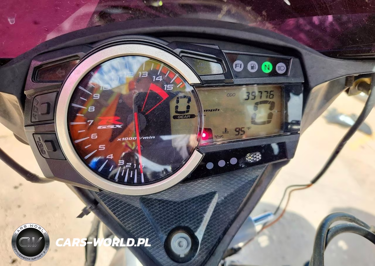2016 Suzuki Gsx-R1000 VIN:JS1GT78A0G2100992 - 7