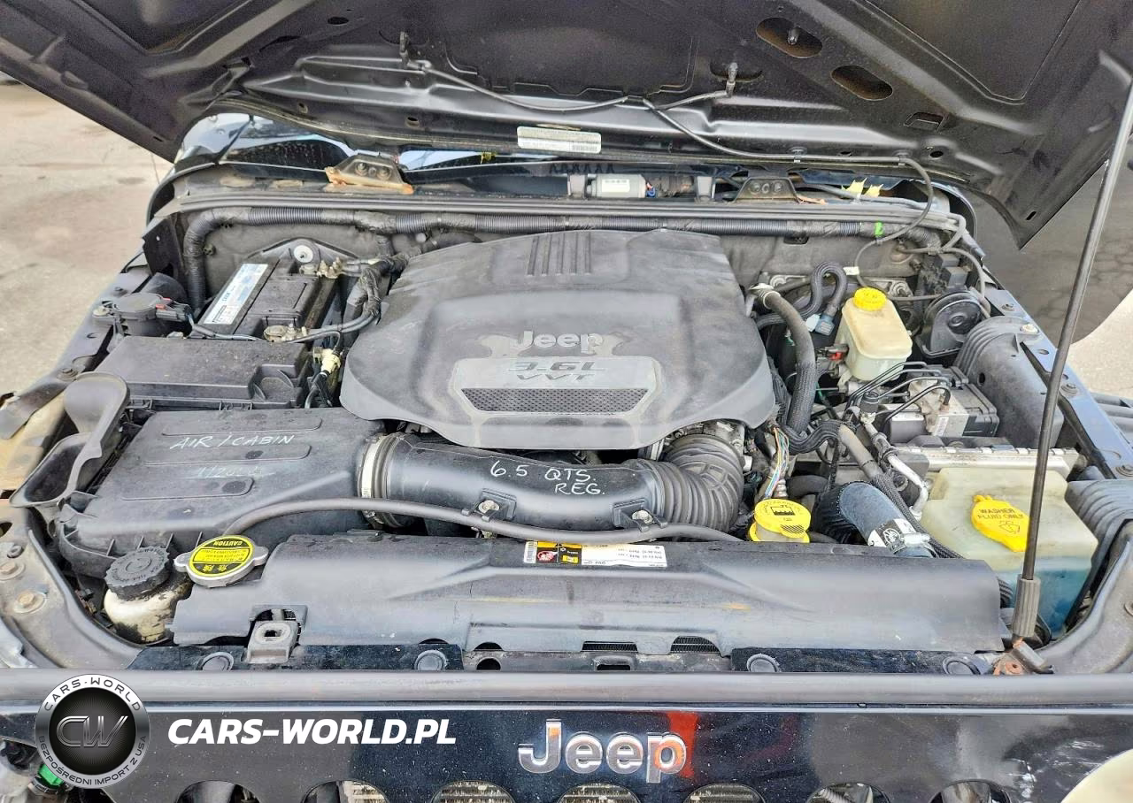 2013 Jeep Wrangler Unlimited Sport VIN:1C4BJWDG9DL605896 - 12