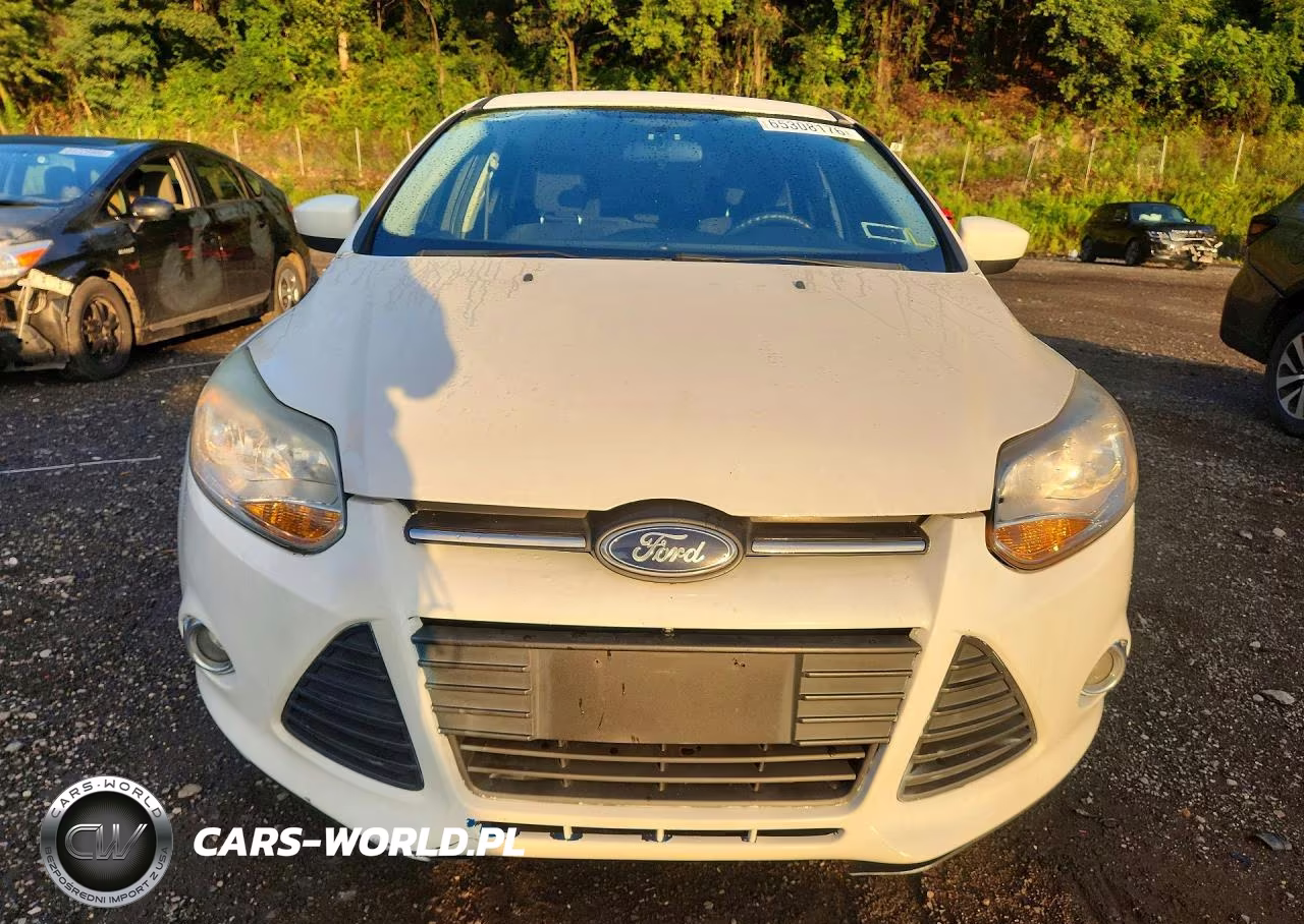2012 Ford Focus Se VIN:1FAHP3F29CL207763 - 5