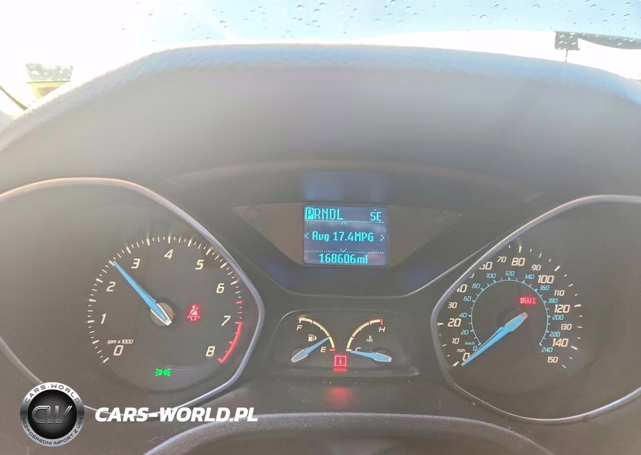 2012 Ford Focus Se VIN:1FAHP3F29CL207763 - 9
