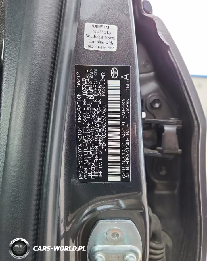 2012 Toyota Yaris 5-Door L VIN:JTDKTUD35CD537620 - 12