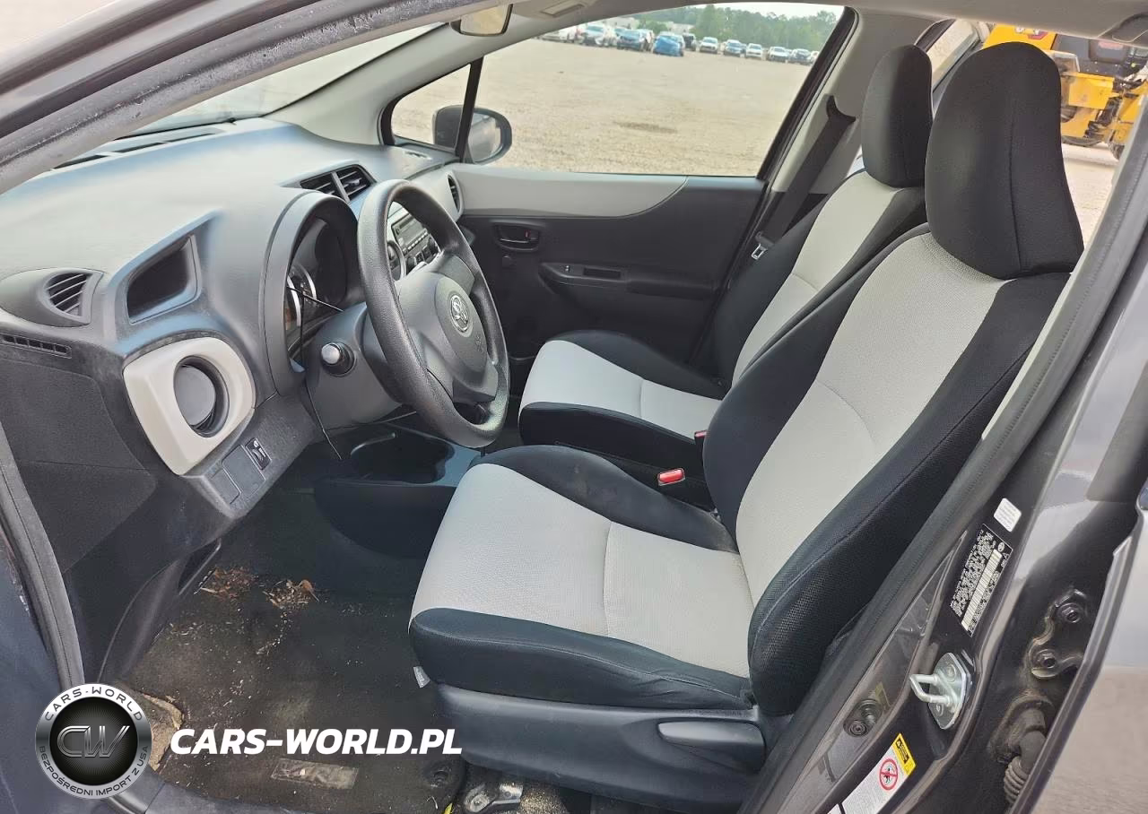 2012 Toyota Yaris 5-Door L VIN:JTDKTUD35CD537620 - 7