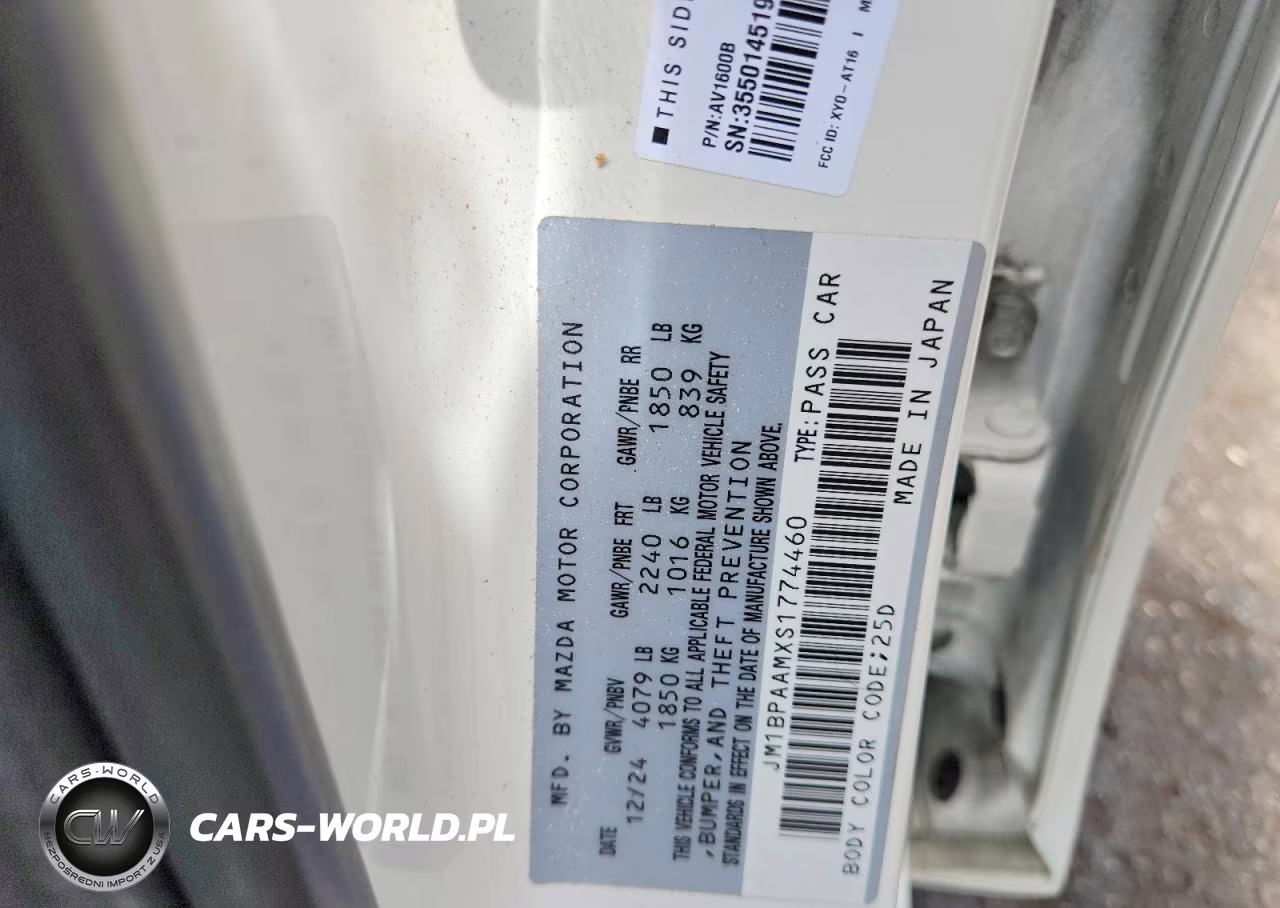 2025 Mazda 3 VIN:JM1BPAAMXS1774460 - 12