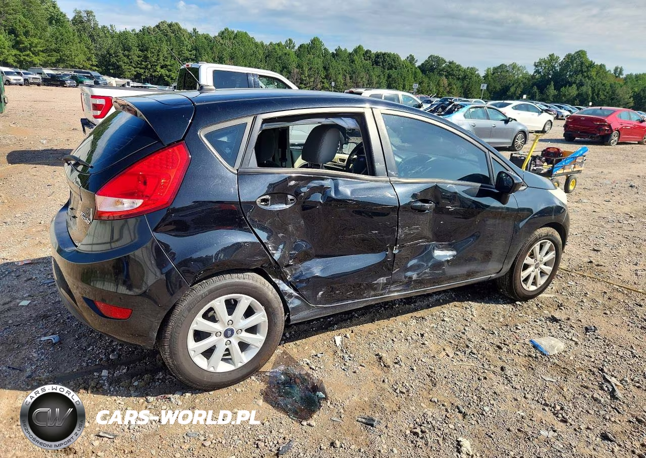 2011 Ford Fiesta Se VIN:3FADP4EJ1BM113550 - 3