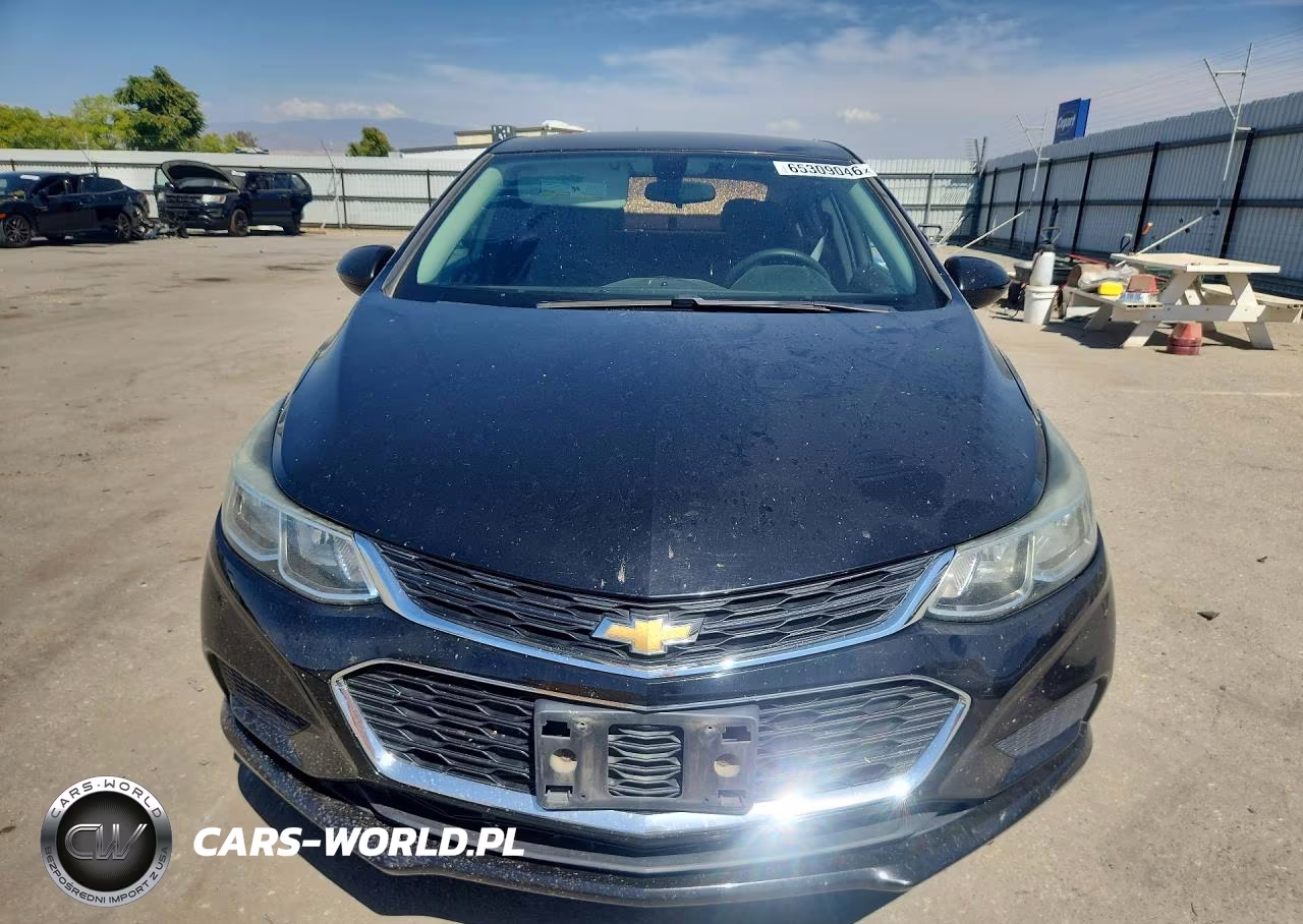 2018 Chevrolet Cruze Ls VIN:1G1BC5SM2J7227821 - 5