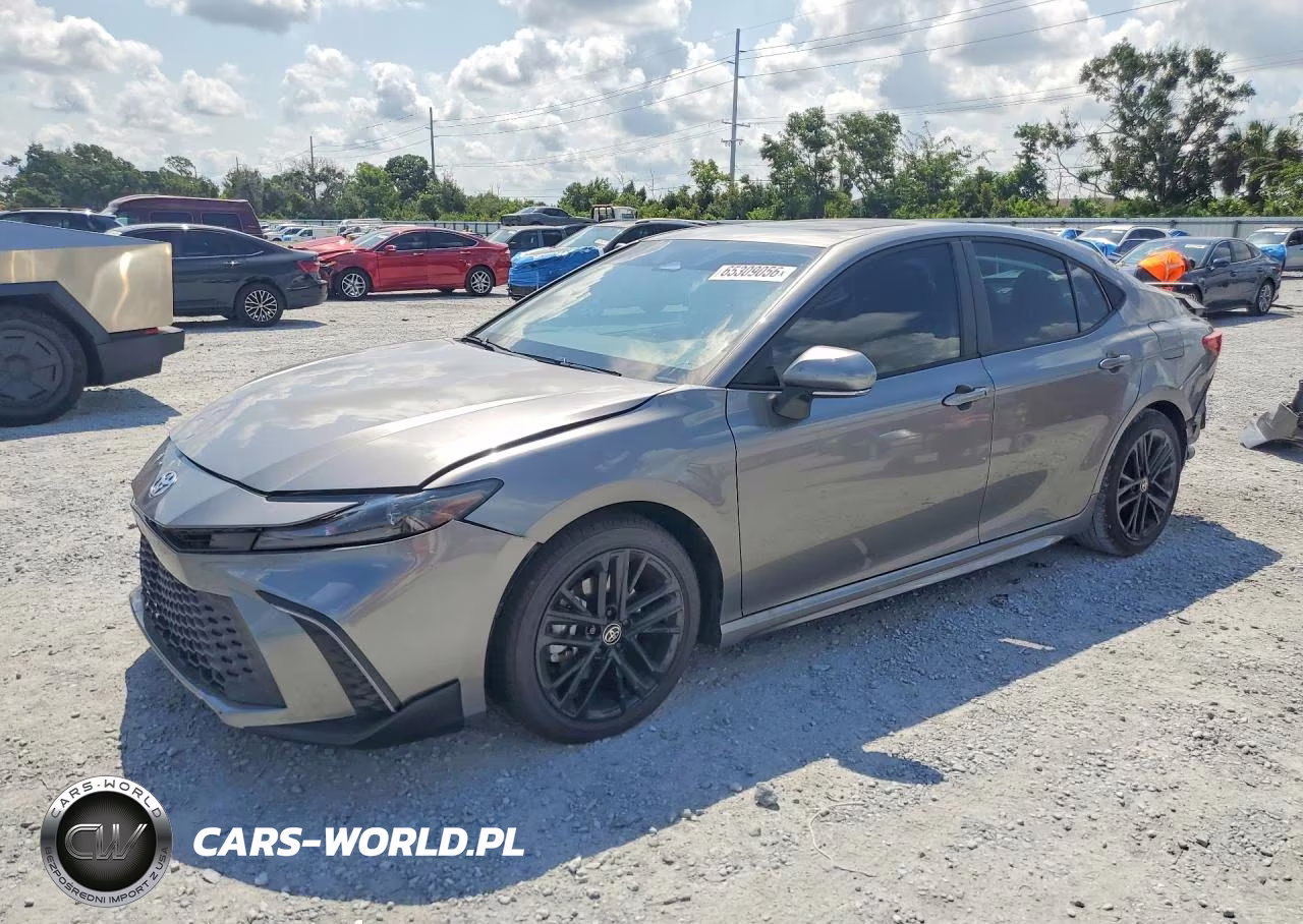 2025 Toyota Camry Se – zdjęcie 1 z 13