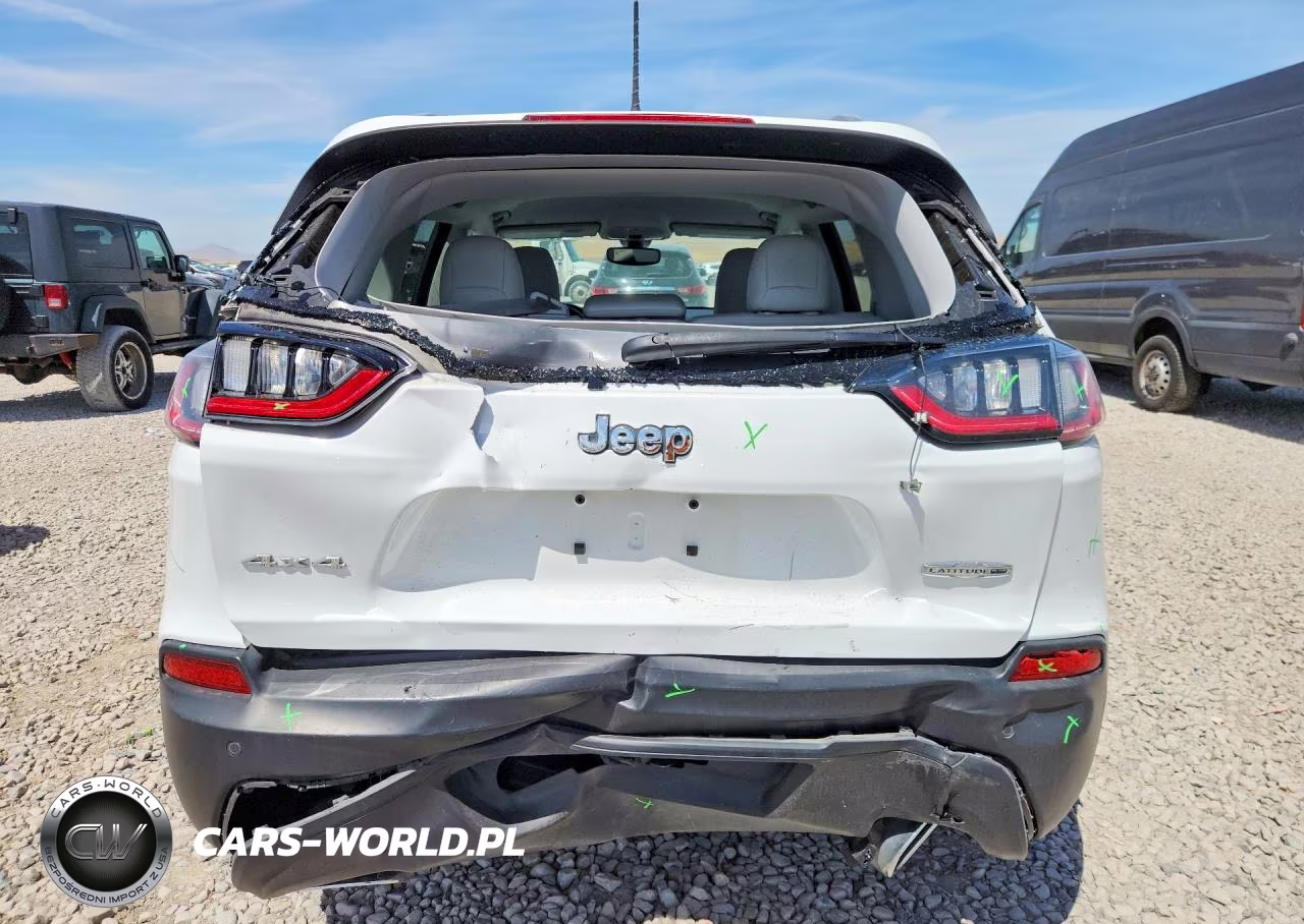 2020 Jeep Cherokee Latitude Plus VIN:1C4PJMLX6LD539179 - 6
