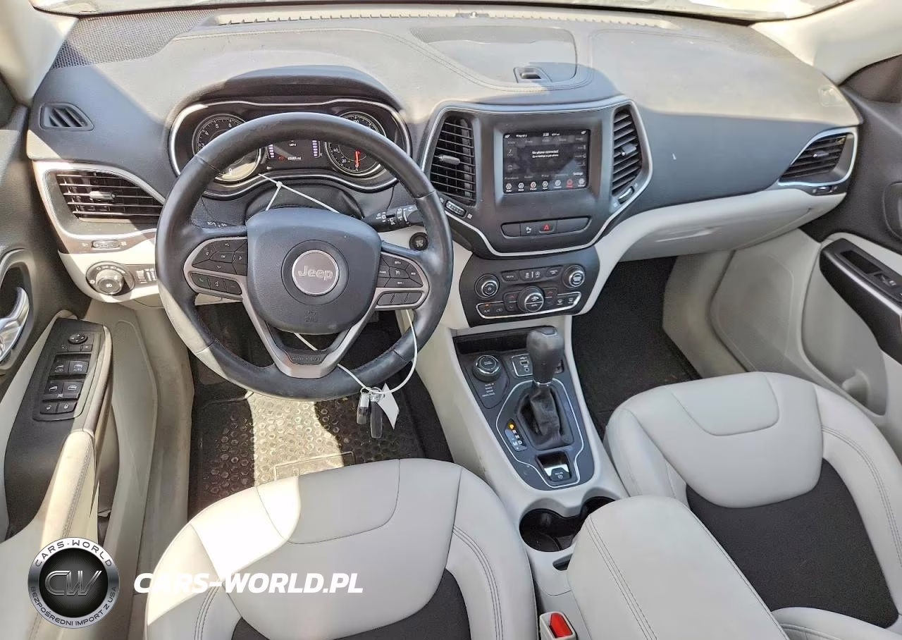 2020 Jeep Cherokee Latitude Plus VIN:1C4PJMLX6LD539179 - 8